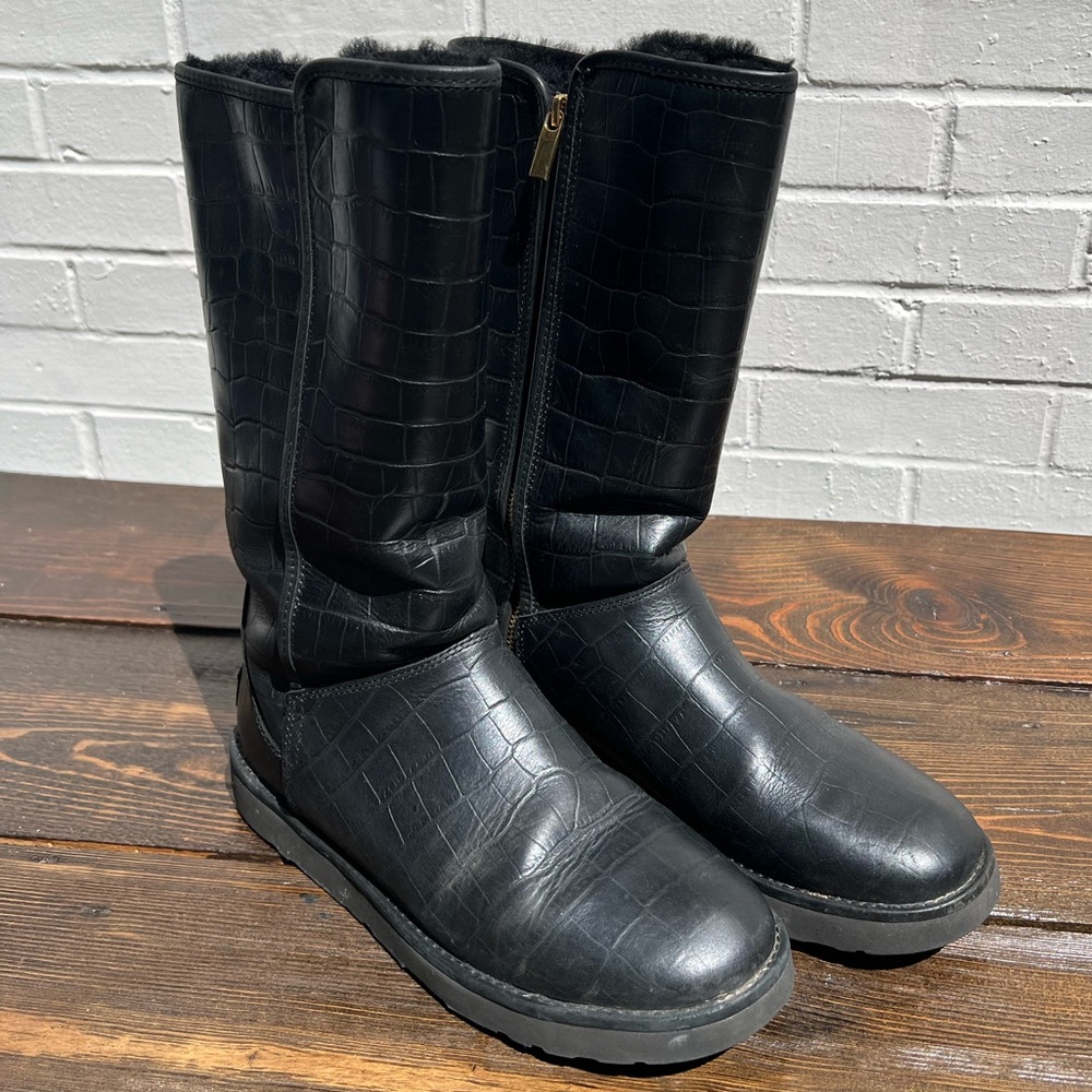 Black Alligator Zip Uggs - size 10